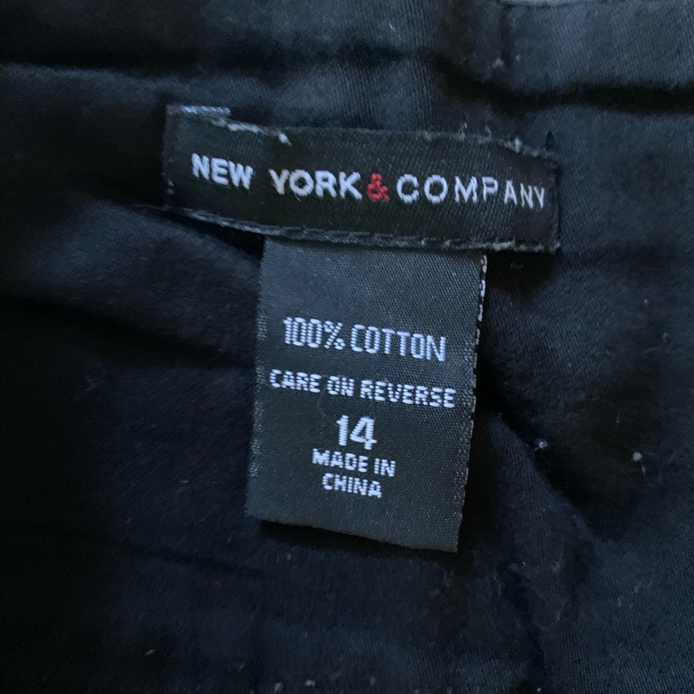New York & Compnay Black Skirt with Silver Accent - Size 14 - Picture 7 of 7